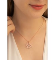 Vog -  Kadın Rose Renk Baget Taşlı Kar Tanesi Gümüş Kolye