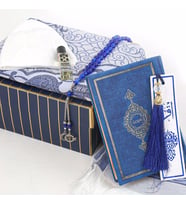 Mühürlü Kur'an-ı Kerim (Çanta Boy 12x16 cm) & Erkek Esans & Erkek Tesbih 33'lü & Takke & Kitap Ayracı & Seccade (Mavi)