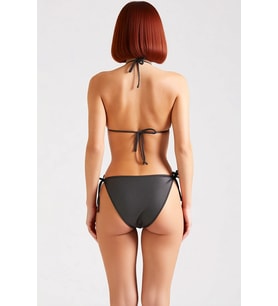 Kadın Renk Bloklu Bikini Takımı Üçgen Kap Düşük Bel Bağlamalı Simli Örme Regular Kalıp Şık