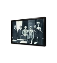 Atatürk İş Bankası Genel Merkezinde Çerçeveli Mdf Tablo