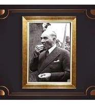 Özel Seri Paspartulu Çerçeveli Atatürk Tablo l60 (Gold)