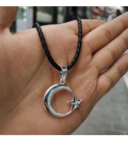 Deri İpli Ayyıldız Gümüş Kolye