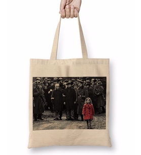 Schindler's List Kırmızı Paltolu Kız Bez Çanta Uzun Saplı