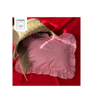 %100 Pamuklu Kırmızı Pötikareli Fırfır Detaylı Bebek Yastık Kılıfı 35x45 ( 1 Adet )