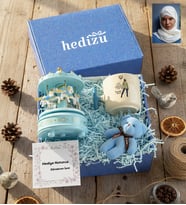 Kişiye Özel Karikatürlü Cute But Capricorn Oğlak Burcu Hediye Kutusu - Kişiye Özel T Kupa, Atlı Karınca Müzik Kutusu, Peluş Anahtarlık Doğum Günü Hediyesi
