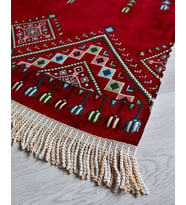 rkekler için Kilim Desenli Seccade, 33’lü Tesbih, Takke ve Özel Kutu Hediyelik Set (Bordo)