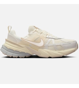 Nike V2K Run Womens Walking Shoes Kadın Yürüyüş Ayakkabısı Krem