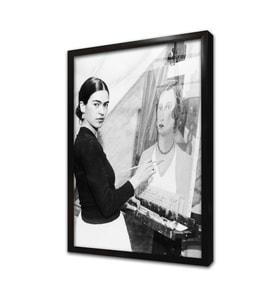 Siyah Beyaz Frida Kahlo Çerçeveli Cam Tablo