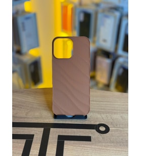 iPhone 16 Pro Max Uyumlu Kaymaz Tırtıklı Dokulu Mat Kılıf (Kahverengi)