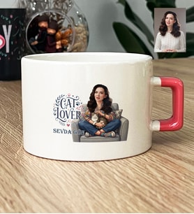 Kişiye Özel Karikatürlü Cat Lover Kedi Annesi Lüks Fincan Anneler Günü Hediyesi