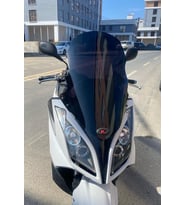 MOTOCAM Kymco Xtown 250 İ Ön Cam 2016-2026 Model 67cm Siyah Renkli 4mm ORİJİNAL BOYLU