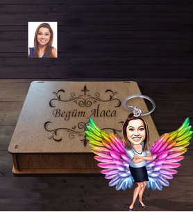 Kişiye Özel Melek Anne Karikatürlü Ahşap Anahtarlık Kutulu Model-1