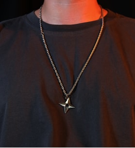 Shuriken Ninja Yıldızı Model Top Zincir Gümüş Tasarım Kolye