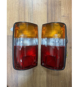 Toyota Hılux LN85 Stop Lambası Sağ Sol Set 1988-1997