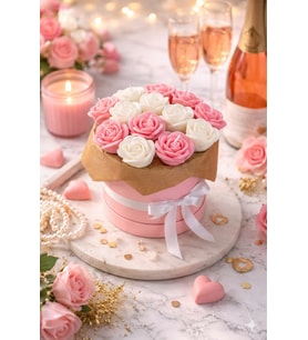 Mumelia Candles Rosa Serenade - Doğal Soya Mum Buketi