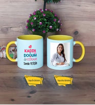 Kadın Doğum Uzmanı Kupa Bardak Sarı Fotoğraflı Tıp Bayramı Hediyesi