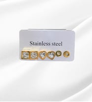 Çelik Gold Renk Zirkon Taşlı Kare Kalp Model Kadın Küpe Seti