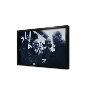 Atatürk Ankara Havalimanında Çerçeveli Cam Tablo