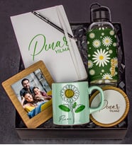Motto Gift Kişiye Özel Fotoğraf Çerçeveli Ve Çiçek Tasarımlı Hediye Kutusu 110470