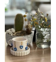 Altın Yaldız Çizgili Kalpli Nazar Fincan Mug (Karışık)