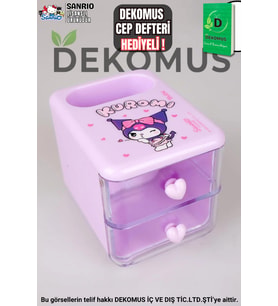 "DEKOMUS CEP DEFTERİ HEDİYELİ" YENİ SEZON LİSANSLI KUROMI MASA KALEMLİĞİ (Mor)