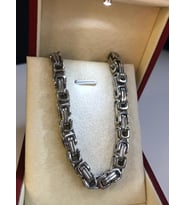 6mm Kral Beyaz Renk Erkek Çelik Kolye • Işıklı Kutuda • Sevgiliye • Eşe • Babaya • Kolye