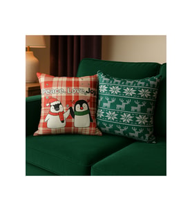 yılbaşı Temalı 2'i Kadife Kırlent Kılıfı 43x43 cm Nakış Görünümlü Set Dijital Baskılı (Yılbaşı Kırmızısı)