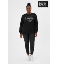 Kadın Büyük Beden El Yazılı Brooklyn Baskılı  Bisiklet Yaka İnce Sweatshirt SPR26BSWK956-6 (Siyah)
