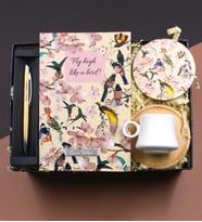 Kişiye Özel Kuş Motifli Defter & Roller Kalem & Bambu Altlıklı Beyaz Fincan & Bardak Altlığı Hediye Seti