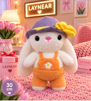 Turuncu Tulumlu Tavşan Peluş Oyuncak – Şapkalı Sevimli Tavşan 30 cm