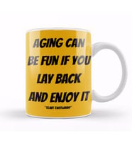 Clint Eastwood Quotes Gift   Vintage Retro Rainbow Style Kupa Bardak Porselen