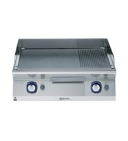 Electrolux Professional Endüstriyel ? Düz Ve ? Nervürlü Fırçalanmış Krom Kaplamalı Çelik Pişirme Yüzeyi İle Tam Modül Gazlı Izgara, Eğimli, Termostatik Kontrol, Kazıyıcı Dahil E7IIMAAOMEA