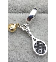 Fubena Tenis Raketi ve Altın Renk Top Sallantılı Charm