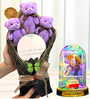 Sizlere Özel Renkli Led Işıklı Biblolu Fanus ve Aynalı Mor Peluş Ayıcık Buketi (Model 2)