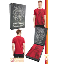 Galatasaray Orijinal Lisanslı Aslan Baskılı T-Shirt Kişiye Özel Hediyelik Ahşap Kutulu (Kırmızı)