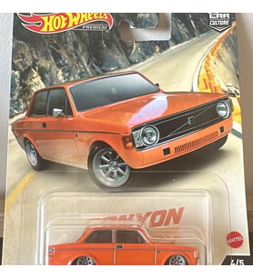 Hot Wheels 73 Volvo 142 GL
