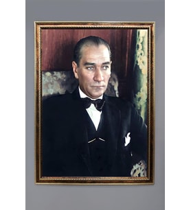 Atatürk Portresi Dijital Baskılı Kadife Kumaş Çerçeveli Tablo TBL0043 (Çok Renkli)