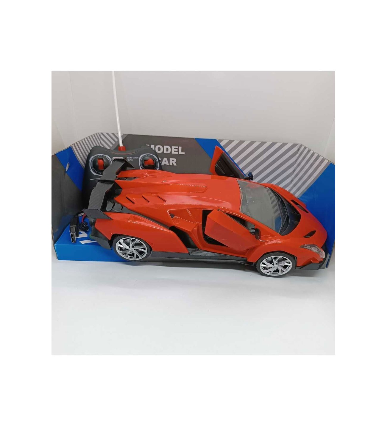 Uzaktan Kumandalı Şarjlı Araba Kapıları Açılan Lamborghini 26,5 cm