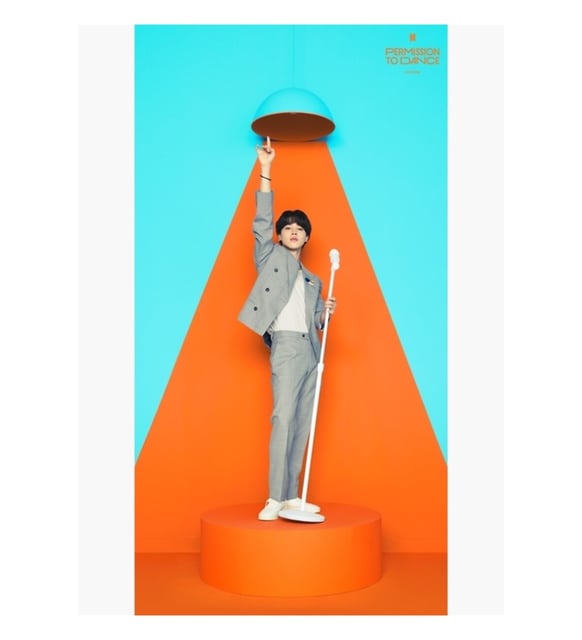 Jimin'in Sahnede Dans Etme Izni Tablo Ahşap Poster Dekoratif Kod1009