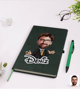 BK Gift Kişiye Özel Erkek Avukat Karikatürlü Yeşil Termo Deri Defter Kalem Seti Model 3