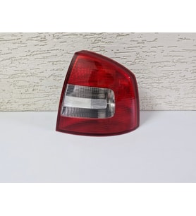SKODA OCTAVİA SW SAĞ ARKA STOP LAMBASI SIFIR 2009-2013