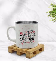 BK Gift Kişiye Özel Evin Süslüsü Tasarımlı İçi Siyah Renkli Kupa Bardak Model 4