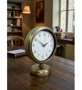 Vintage Luxury 25 x 20 Cm Eskitme Metal Masa Saati (Kahverengi Açık)