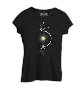 Güneş Yörünge Siyah Kadın Tshirt
