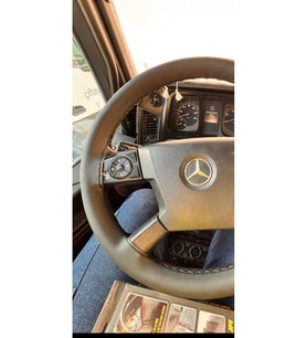 DİKİŞLİ DİREKSİYON KILIFI SİYAH DERİ SİYAH DİKİŞLİ MERCEDES KAMYON TIR İÇİN