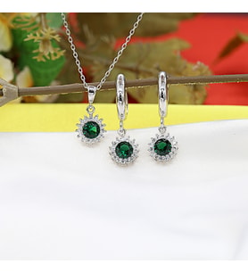 Yeşil Beyaz Taşlı Minimal Anturaj Yuvarlak Gümüş Kolye Küpe Takım