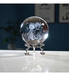 Dekoratif Metal Ayaklı Deniz Kızı Tasarımlı 3D Cam Küre 6cm