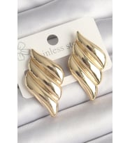 Pirinç Gold Renk 3 Sıralı Dalgalı Model Kadın Küpe TJ-BKP10250