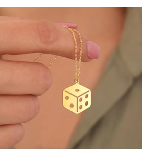 Kişiye Özel 925 Ayar Gümüş Minimal Zar Kolye (Gold)