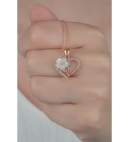 925 Ayar Manolya Çiçeği Kalp Kadın Gümüş Kolye
